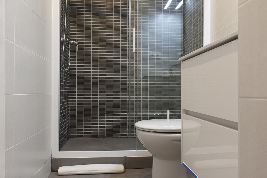 Apartamento Flateli Roger 6 *