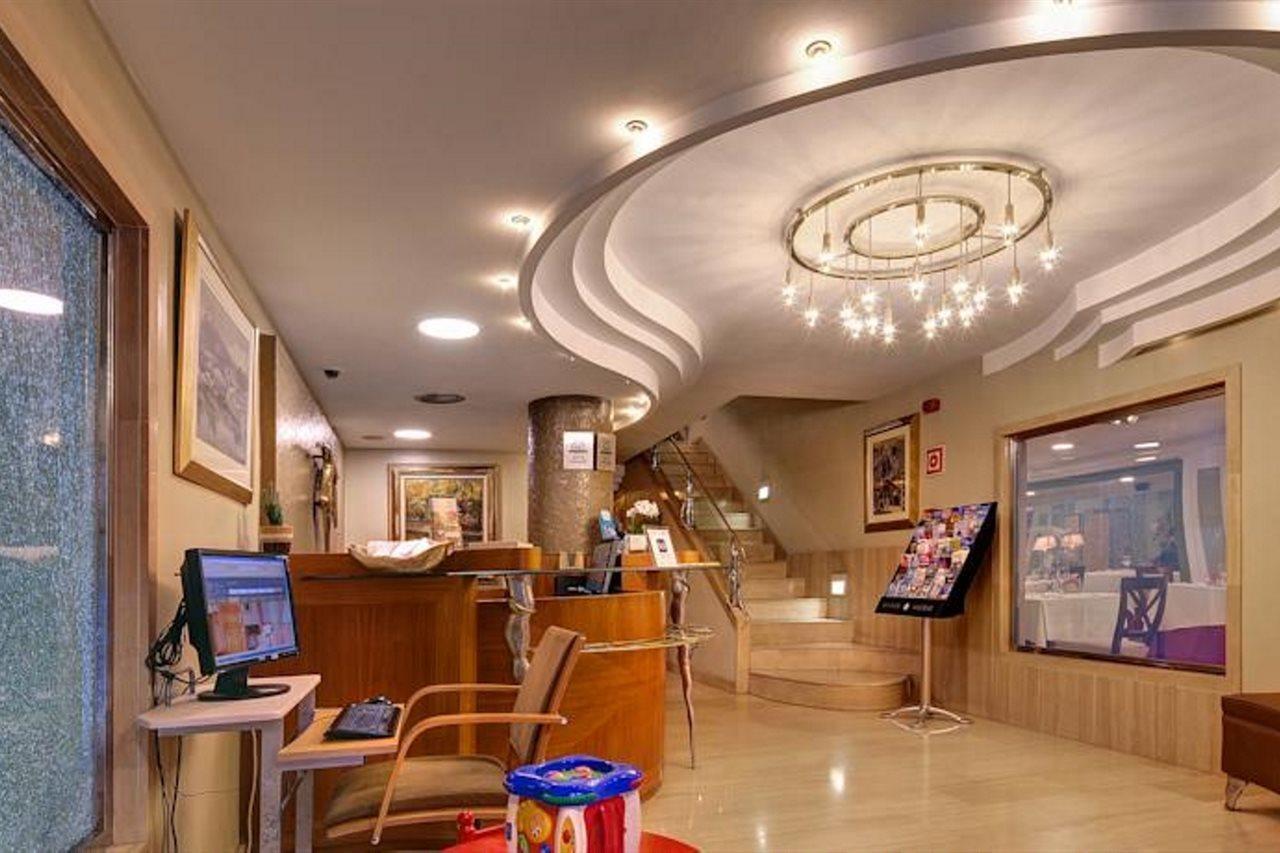 Apartaments-hotel Hispanos 7 Suiza Barcelona