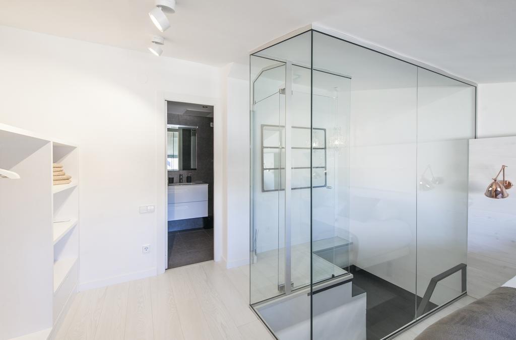 Penthouse Private Terrace Sustainable Keyless Access Barcelona
