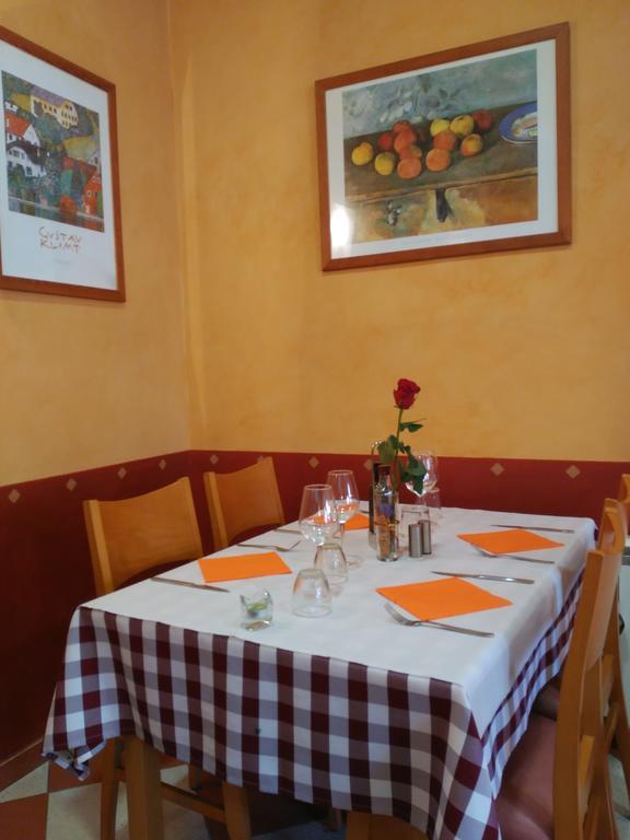 La Fonda Llobera Pensión Barcelona