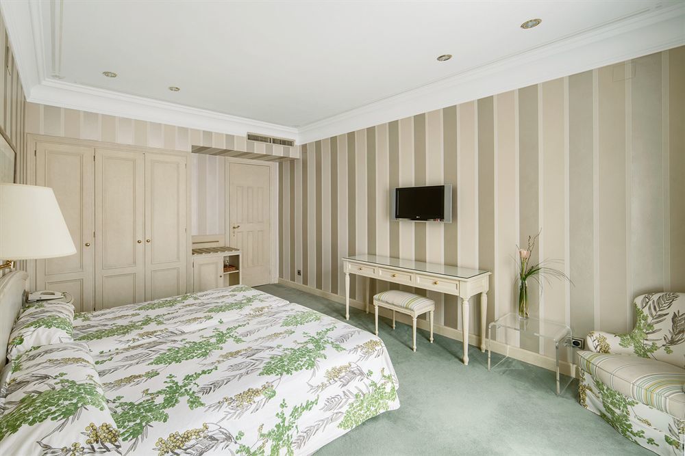 Colón 5* Barcelona
