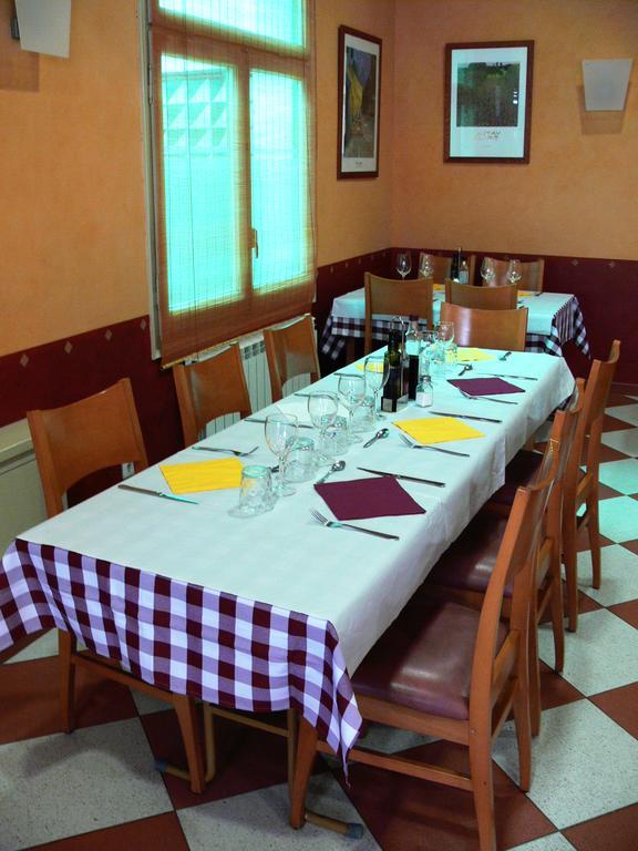 La Fonda Llobera Pensión