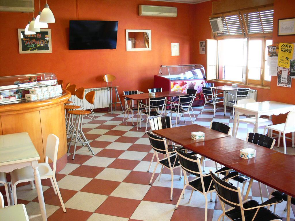 La Fonda Llobera 2*