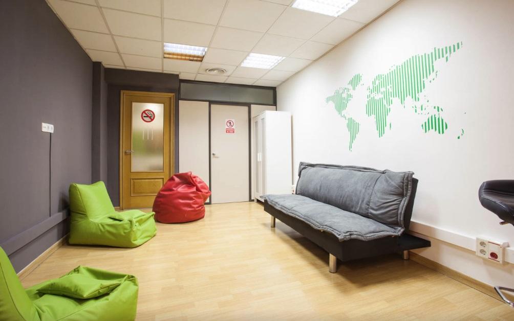 Holidaysbcn Hostal