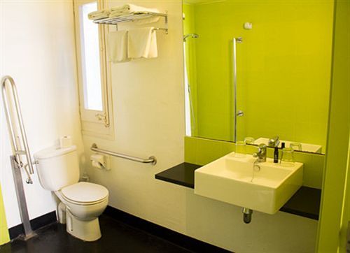 Hostel Raval Botella Private