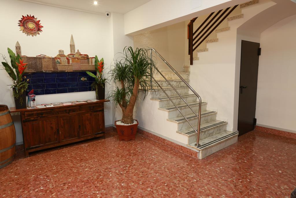 Alguer Camp Nou Hotel 2*