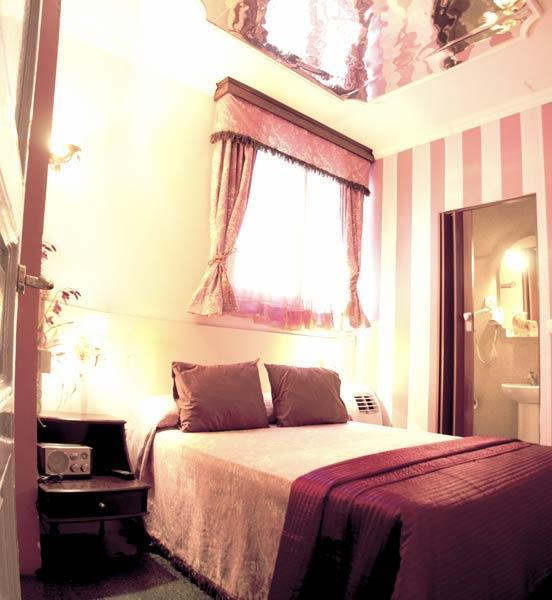 Eddyrooms 2* Barcelona