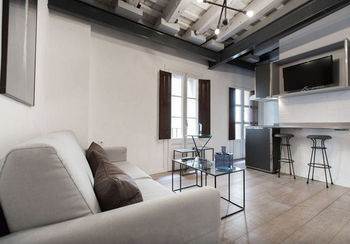 No 5 - The Streets Hotel 4*