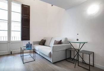 Hotel No 5 - The Streets 4*