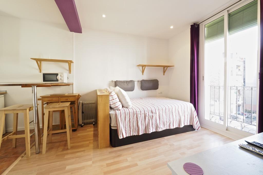 Sunny Apartment *