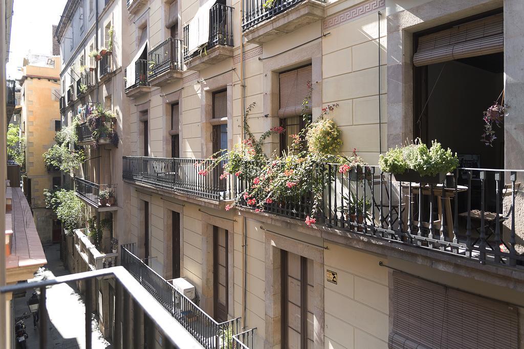 Deco Barcelona-born Apt.