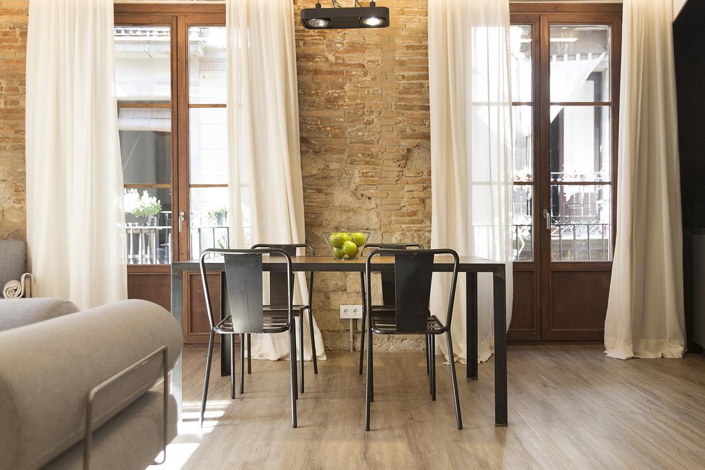 Deco Barcelona-born Apt. Apartamento