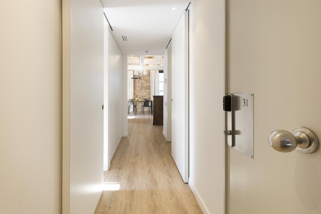 Deco Barcelona-born Apt. *