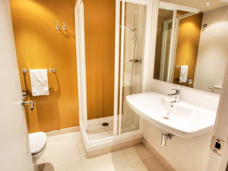 Viana Hotel 5*