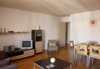 Mh Guell Hotel