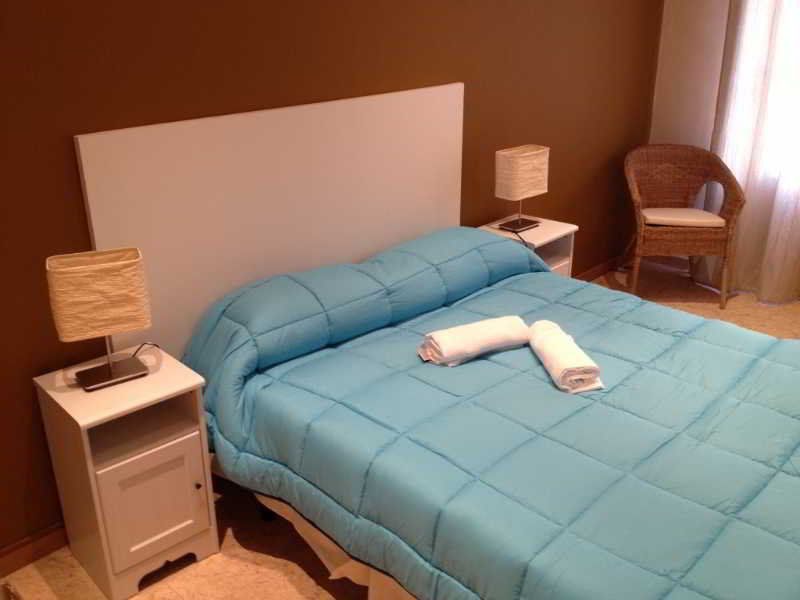 Paraiso Hostal *