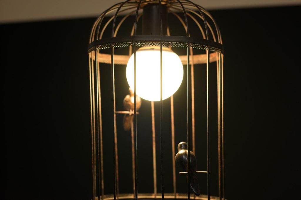 Hostel Bird House *