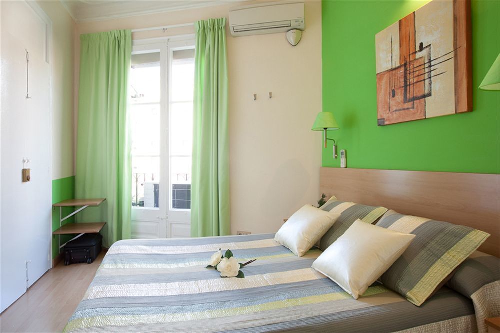 Guest house Felipe 2 Barcelona