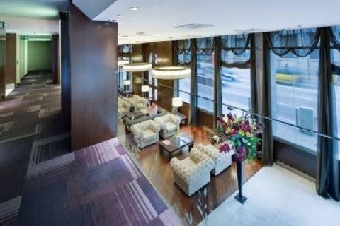Colonial 4*