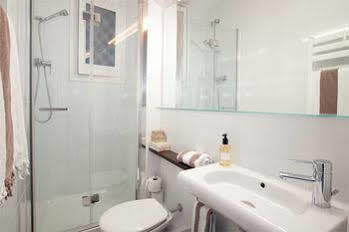 Nextdoor Miro Apartamento *
