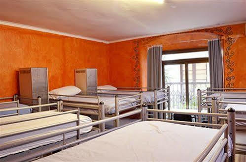 Hotel Arco Youth Barcelona