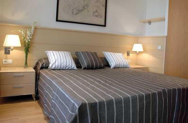 Hotel Consell De Cent 2*