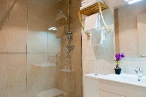 Mh Guell Hotel 3*