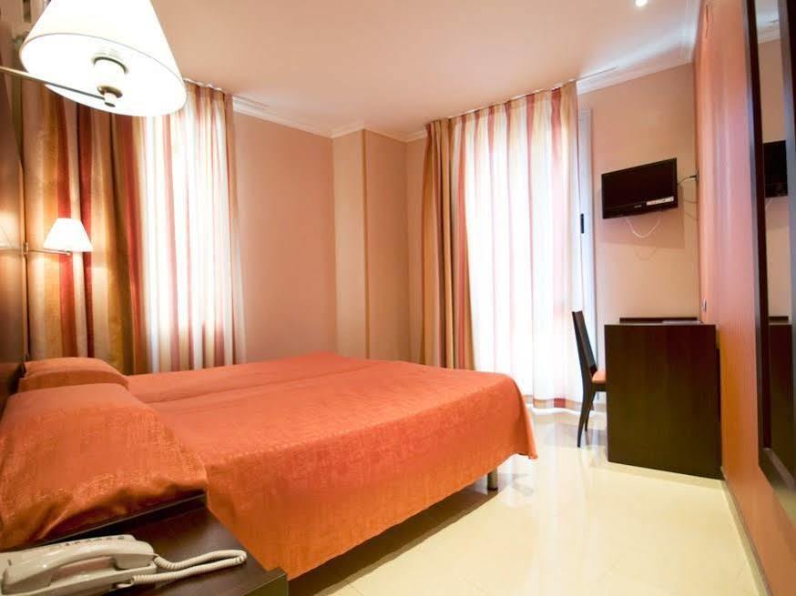 Hotel Bypillow Twenty 3*
