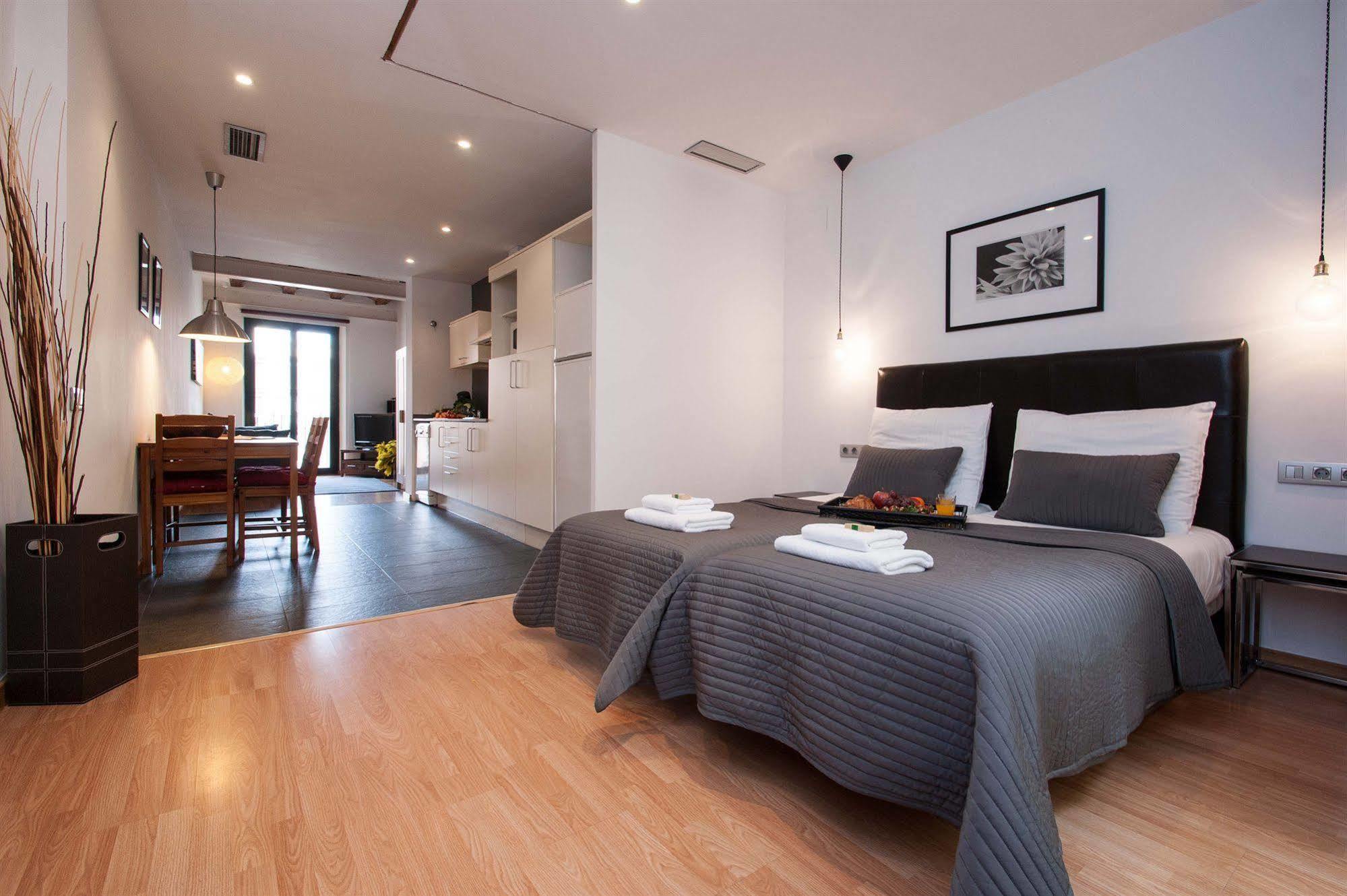 Apartamento Short Group Liceu Serviced Barcelona