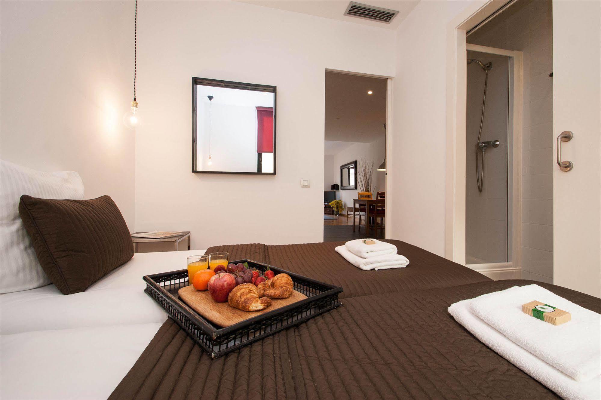 Short Group Liceu Serviced Apartamento *