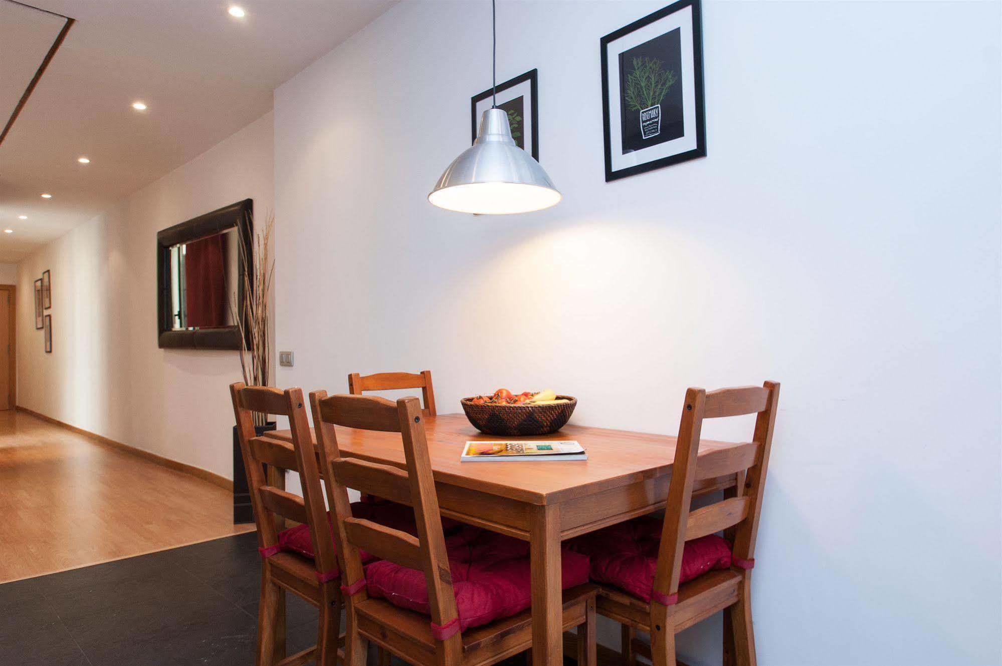 Short Group Liceu Serviced Apartamento Barcelona