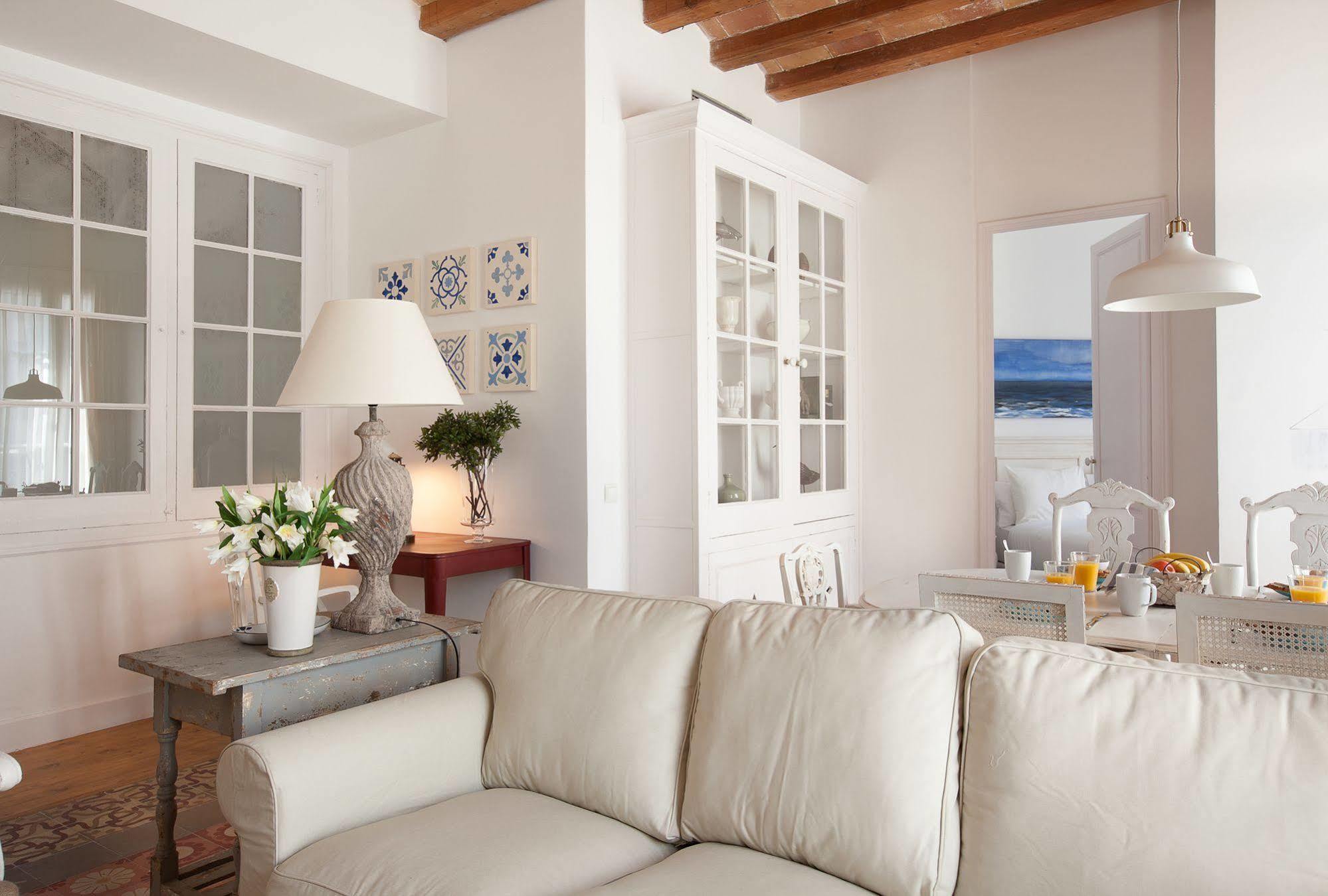 Nextdoor Miro Apartamento *