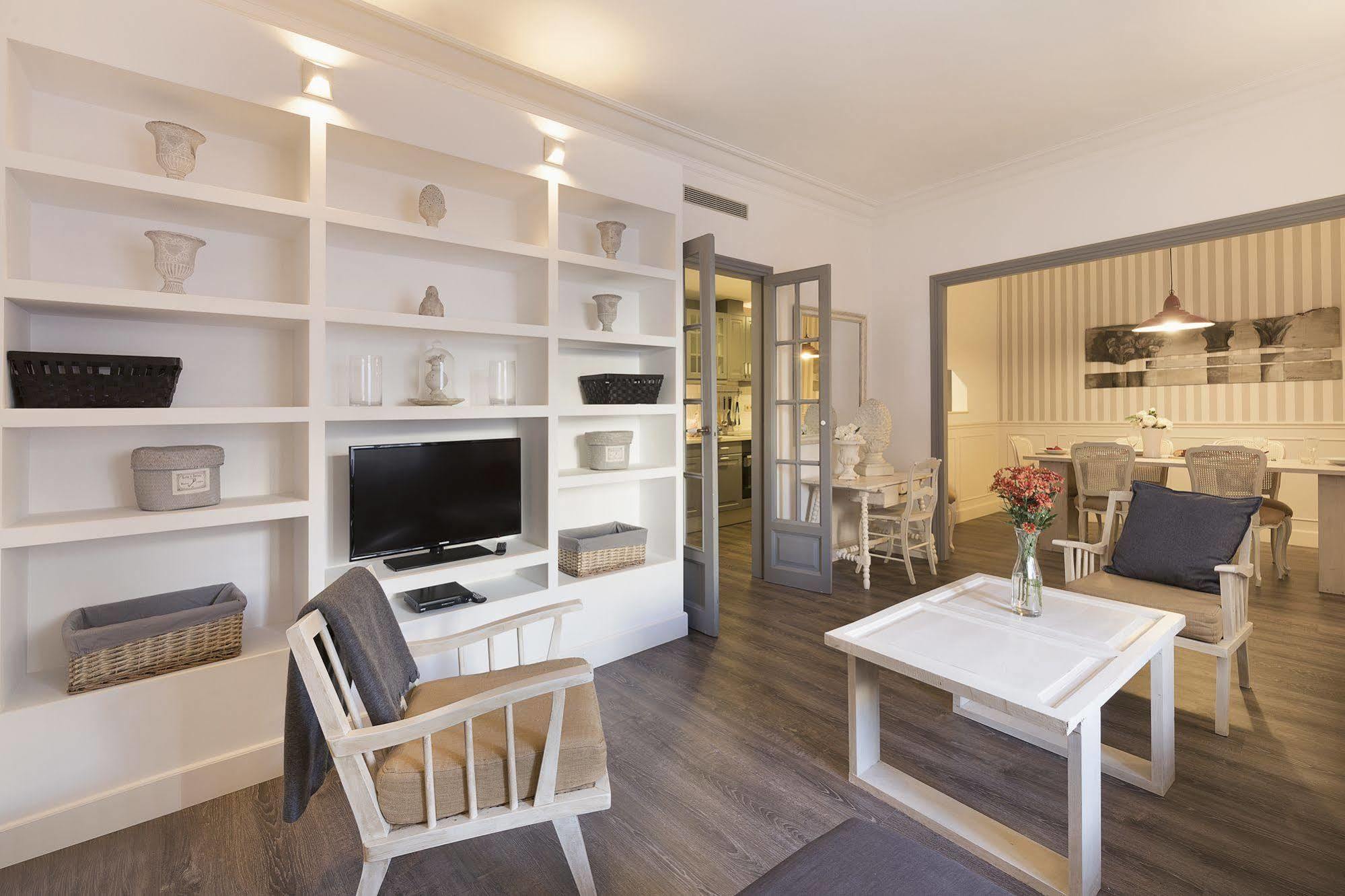 Nextdoor Miro Barcelona