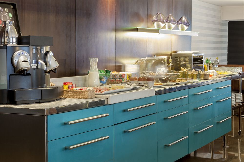 Ac Irla By Marriott Hotel 3*