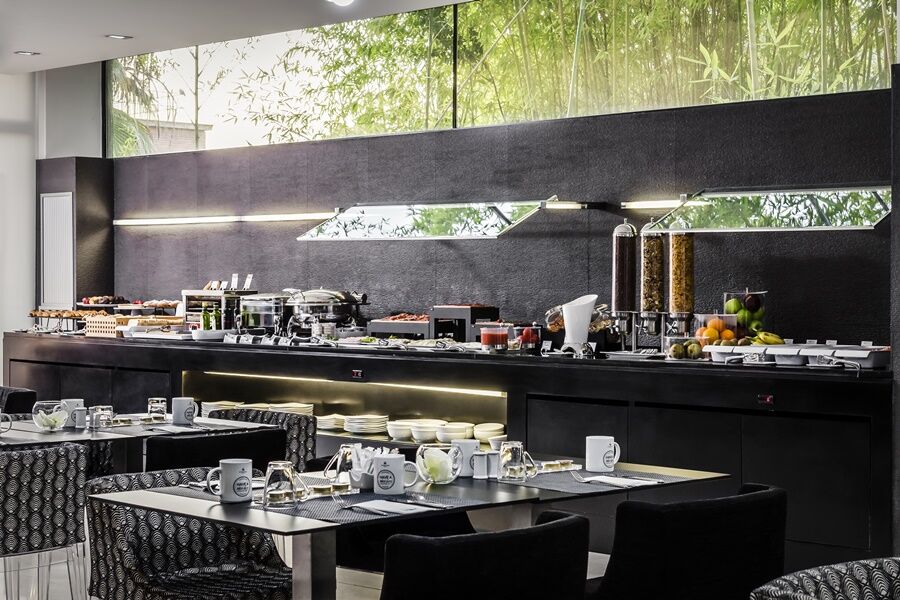 Ikonik Angli Hotel 4*