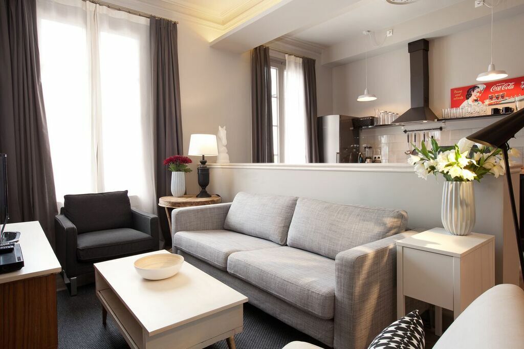 Nextdoor Miro Apartamento *