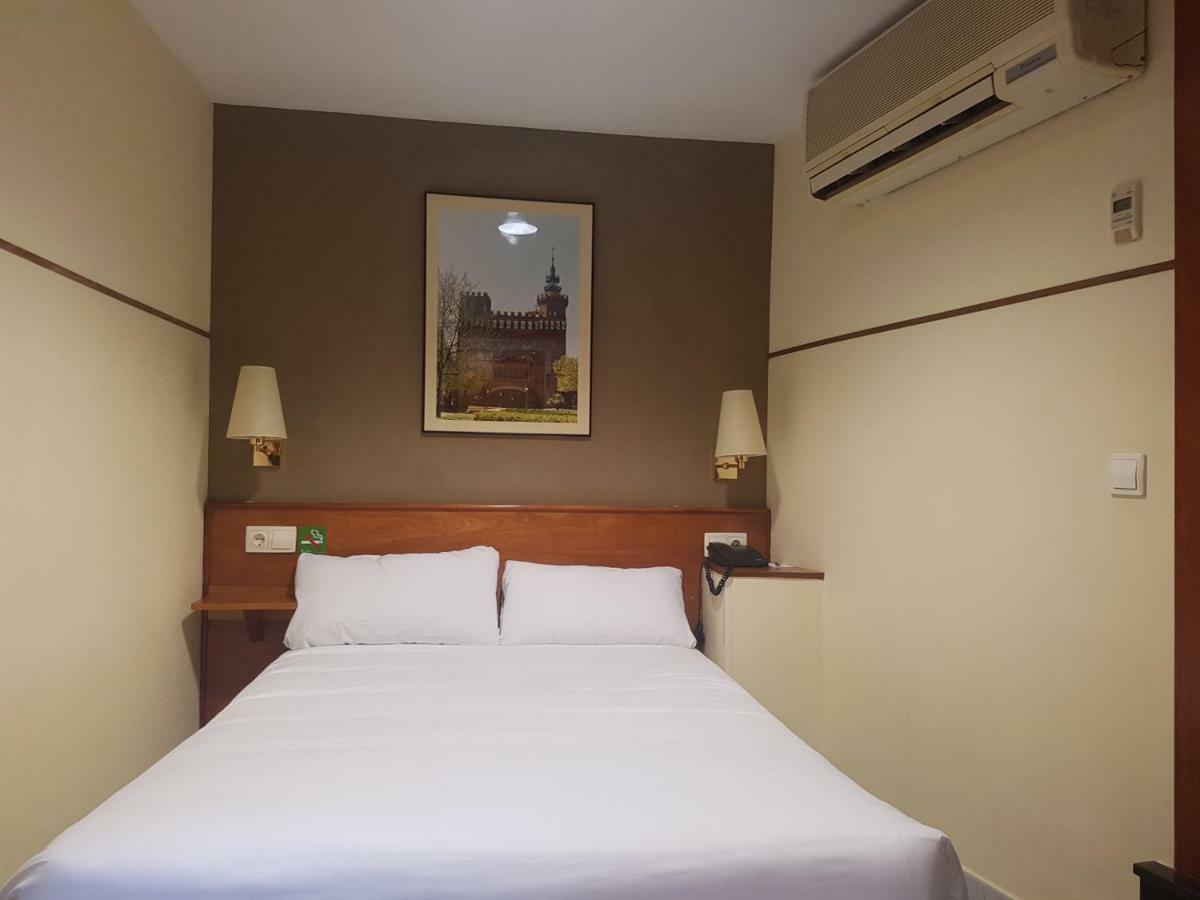 El Jardi Hotel