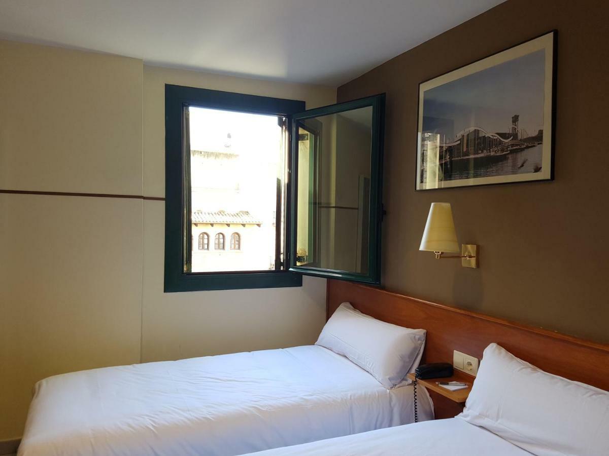 El Jardi Hotel 2*
