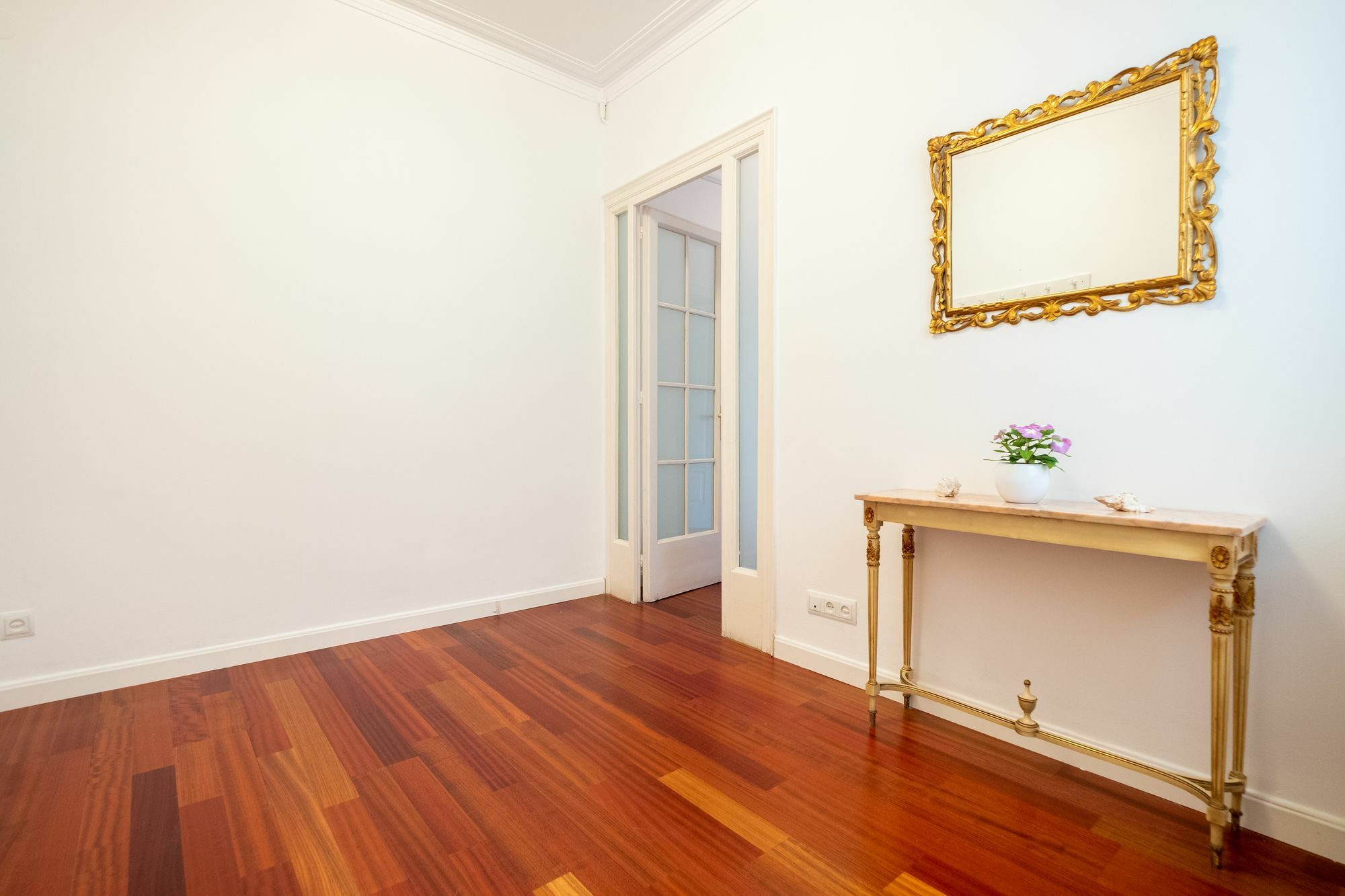 Stunning 4br In Sagrada Familia Barcelona
