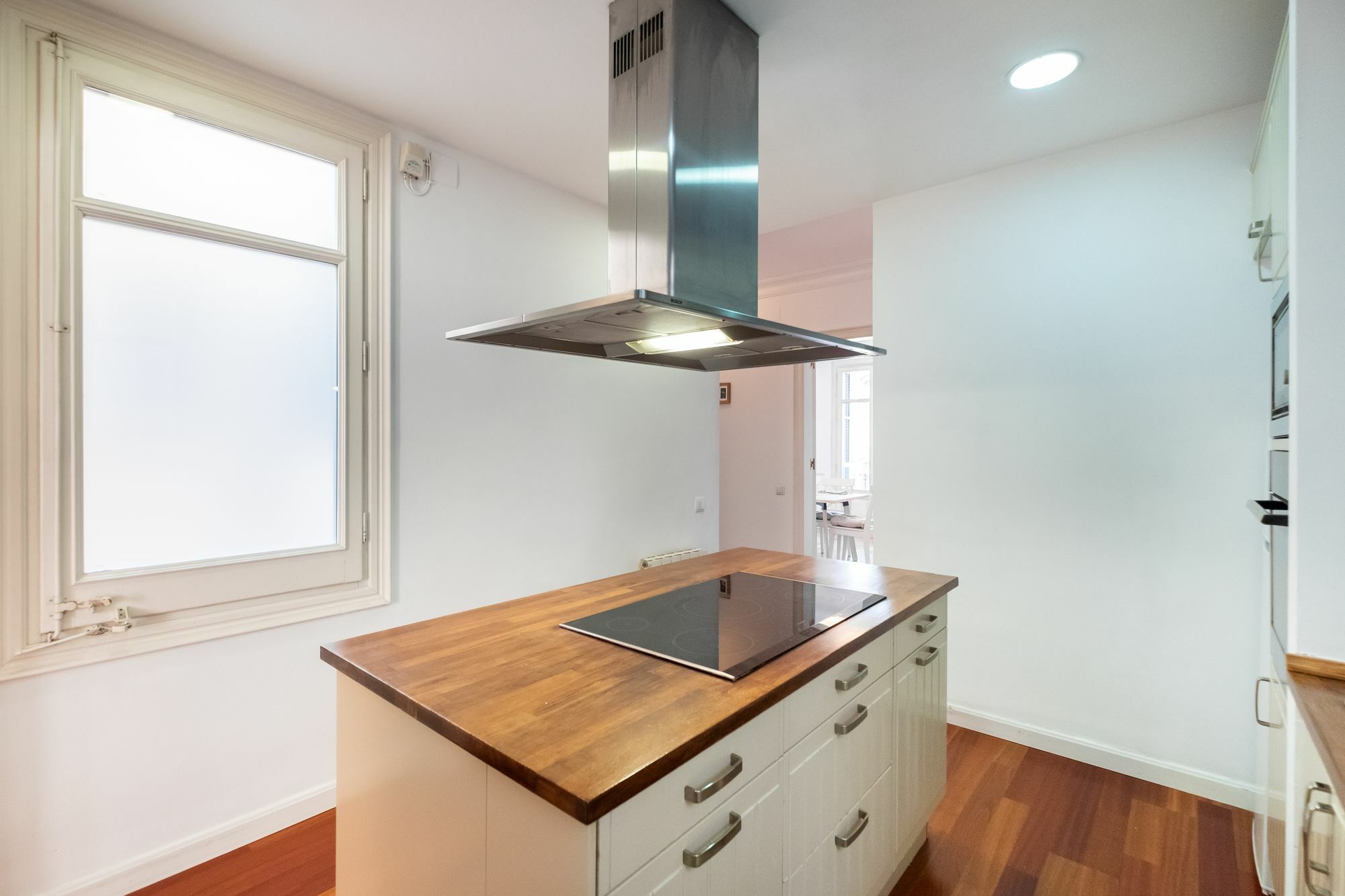 Stunning 4br In Sagrada Familia