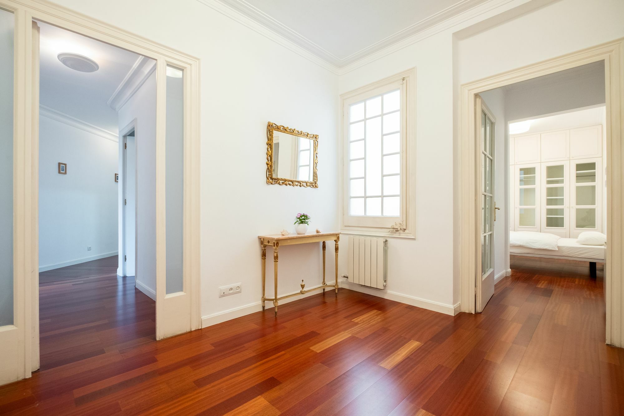 Stunning 4br In Sagrada Familia