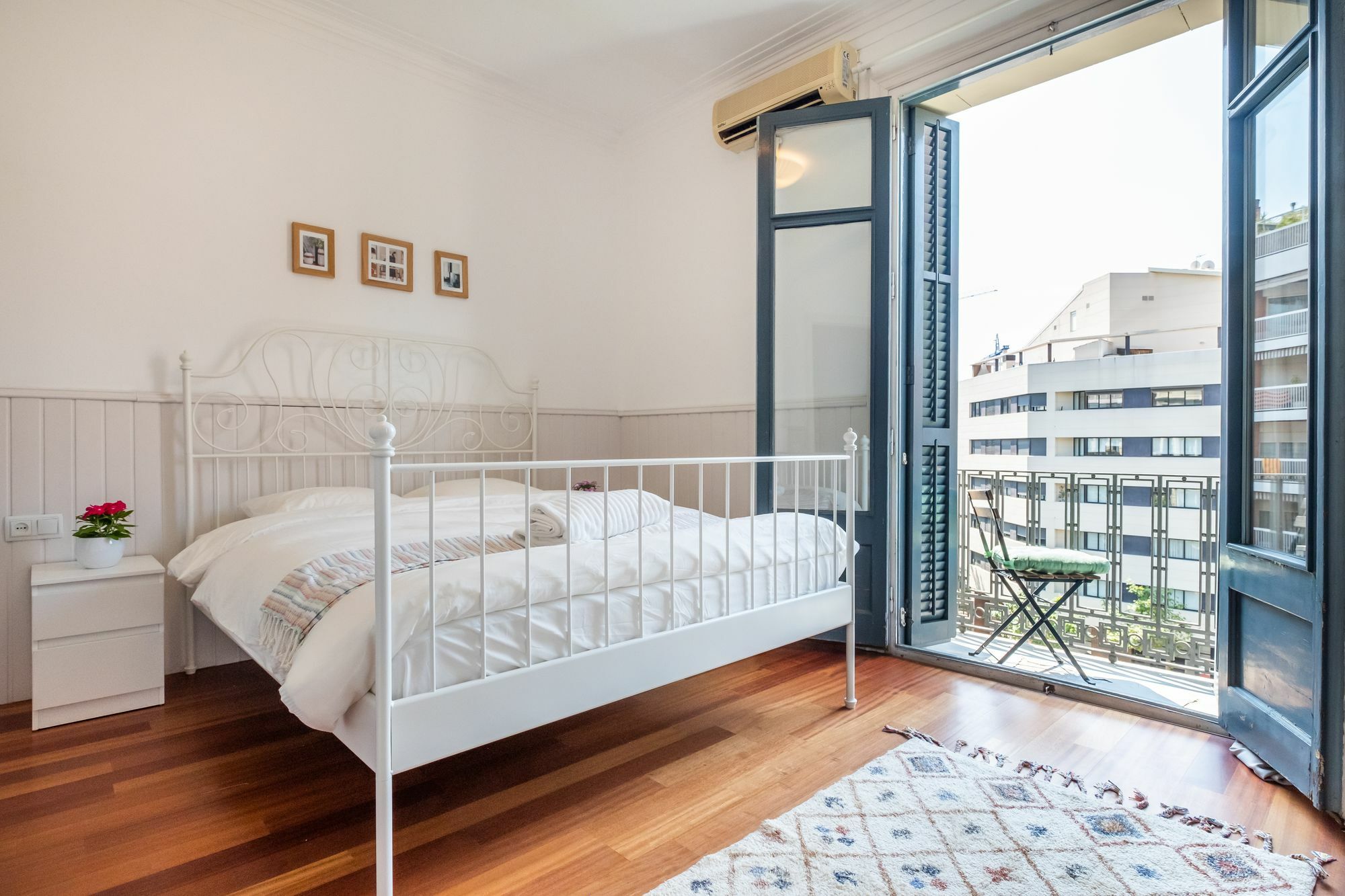 Stunning 4br In Sagrada Familia Apartamento