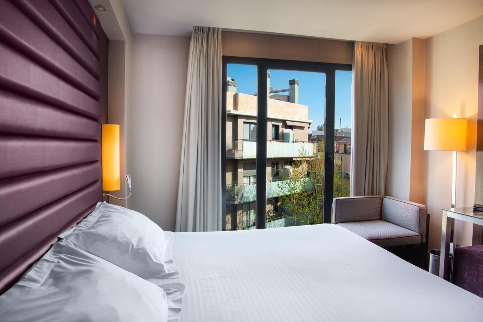 Pestana Arena Hotel 4*