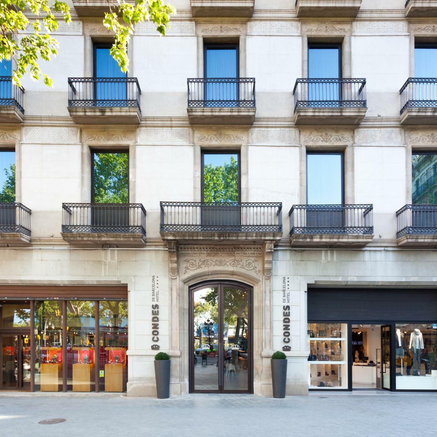 Condes De Hotel 4*