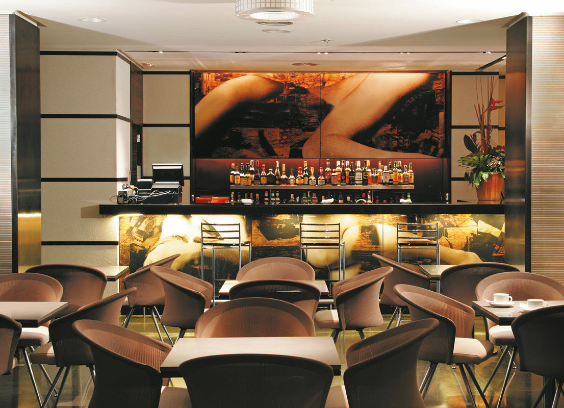 Hotel H10 Universitat (adults Only)