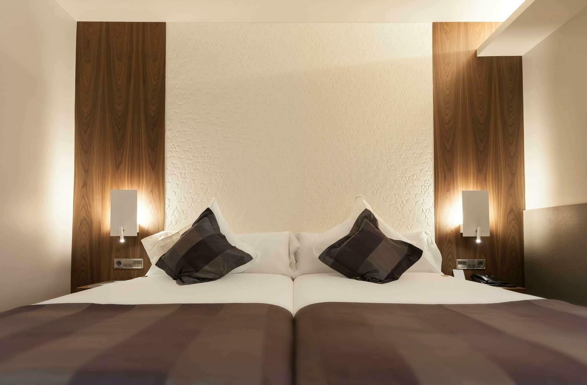 Best Western Premier Dante Hotel 4*