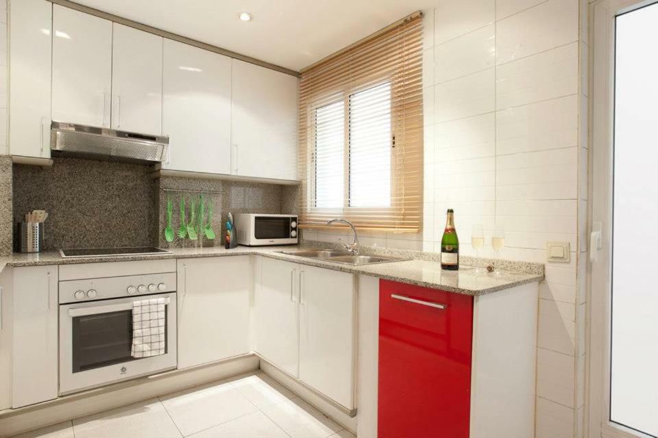 Apartamento Sagrada Familia 265 *