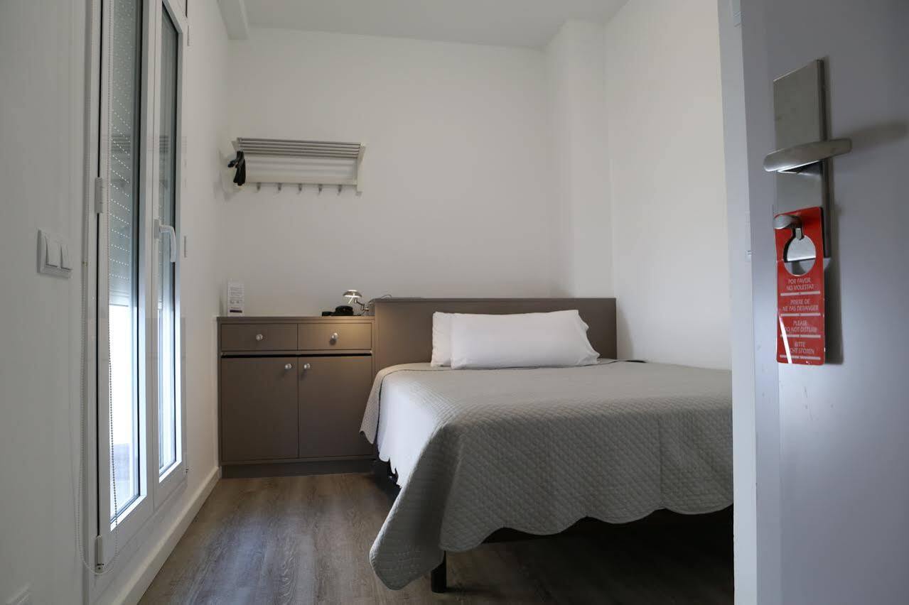 Hotel Alguer Camp Nou Barcelona