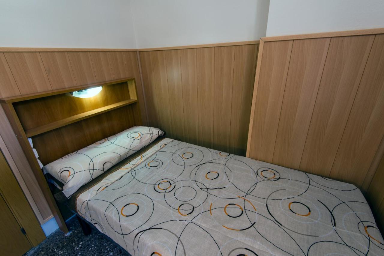 Hostal Residencia Sants