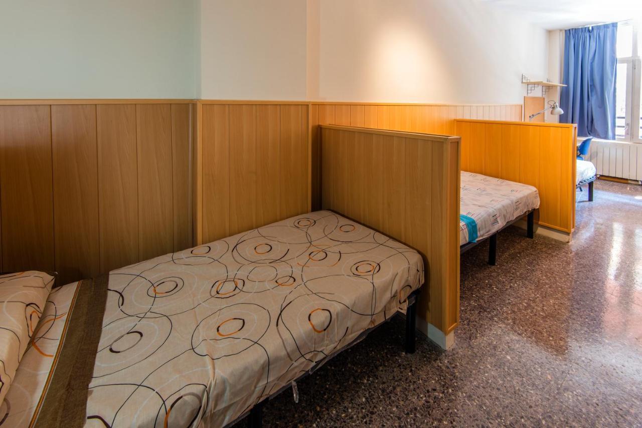 Residencia Sants Hostal